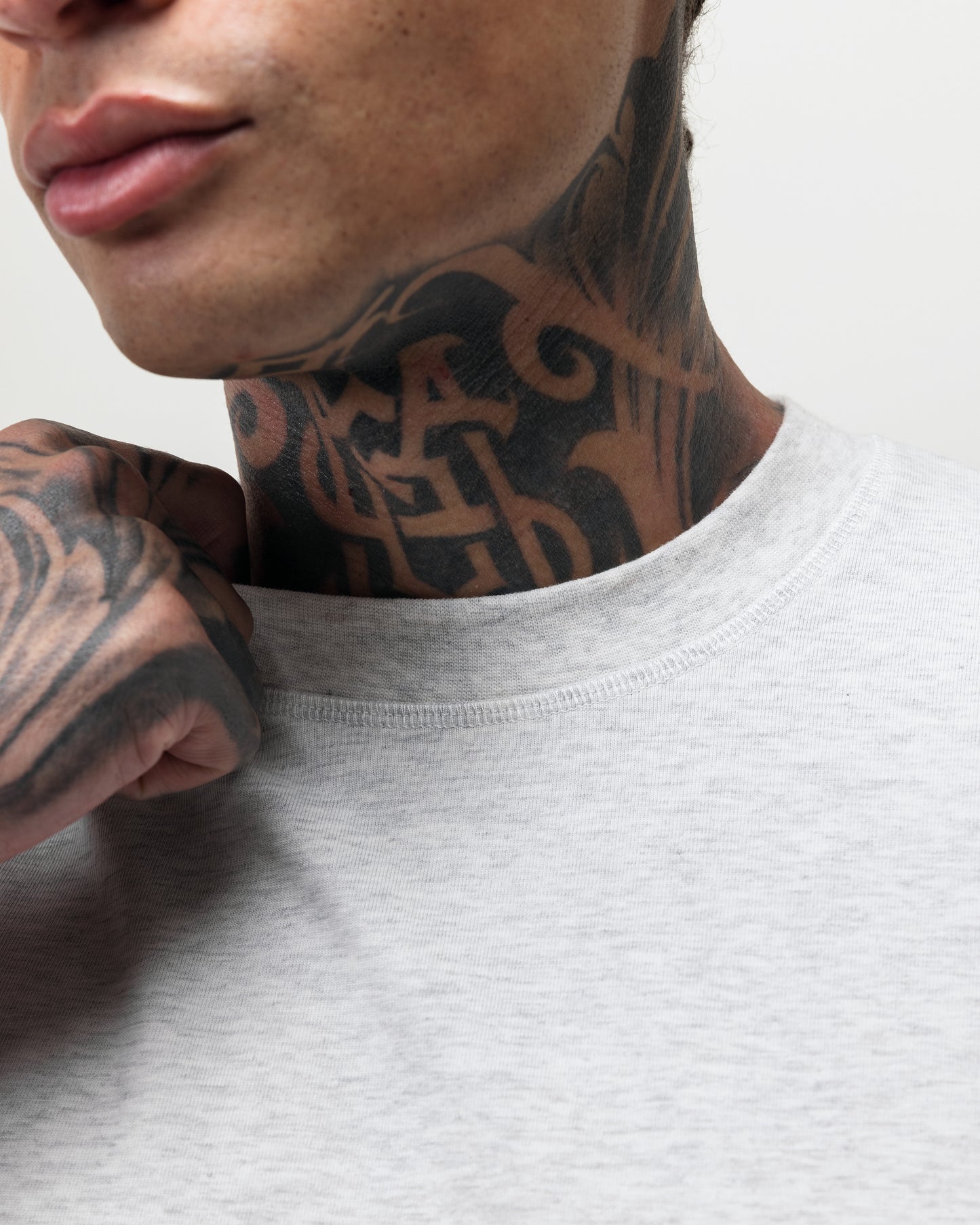 LUXURY ESSENTIALISM BLANKS - LIGHT GREY MARL