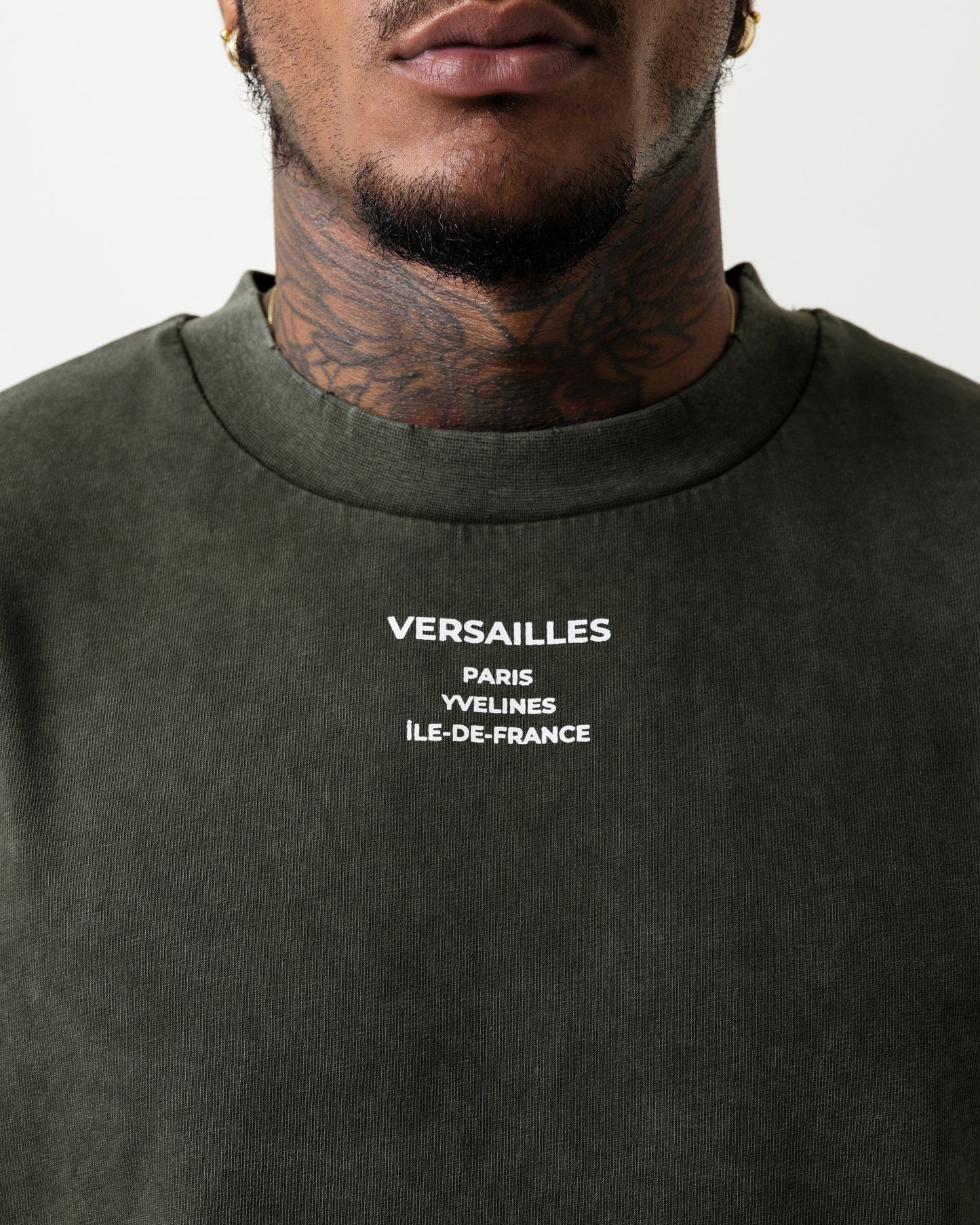 MINIMALISM SIGNATURE TEE - DISTRESSED KHAKI SAMPLE