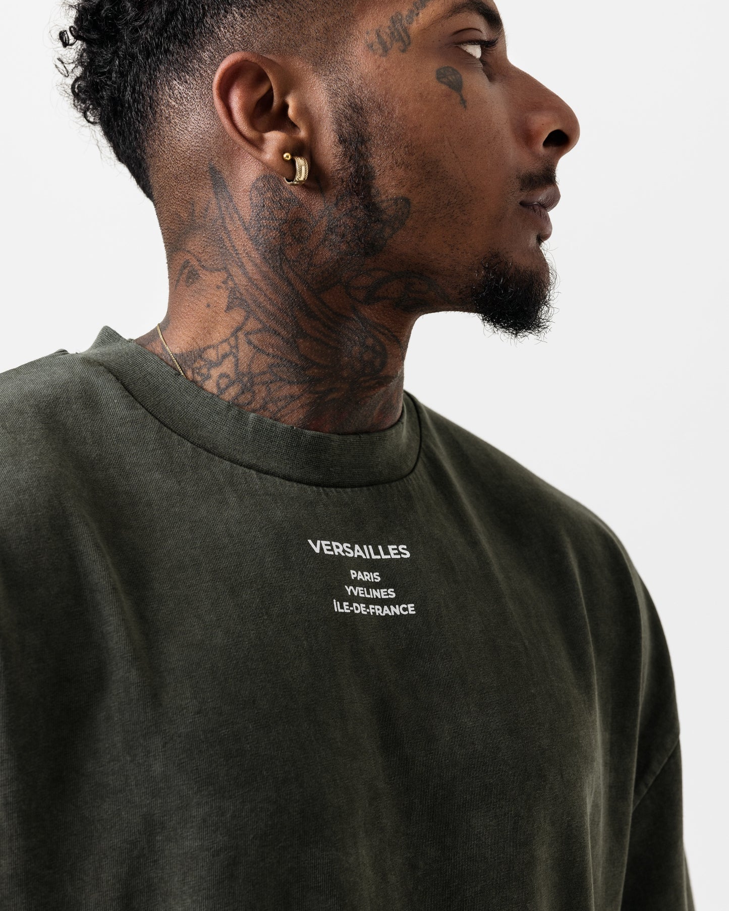 MINIMALISM SIGNATURE TEE - DISTRESSED KHAKI SAMPLE