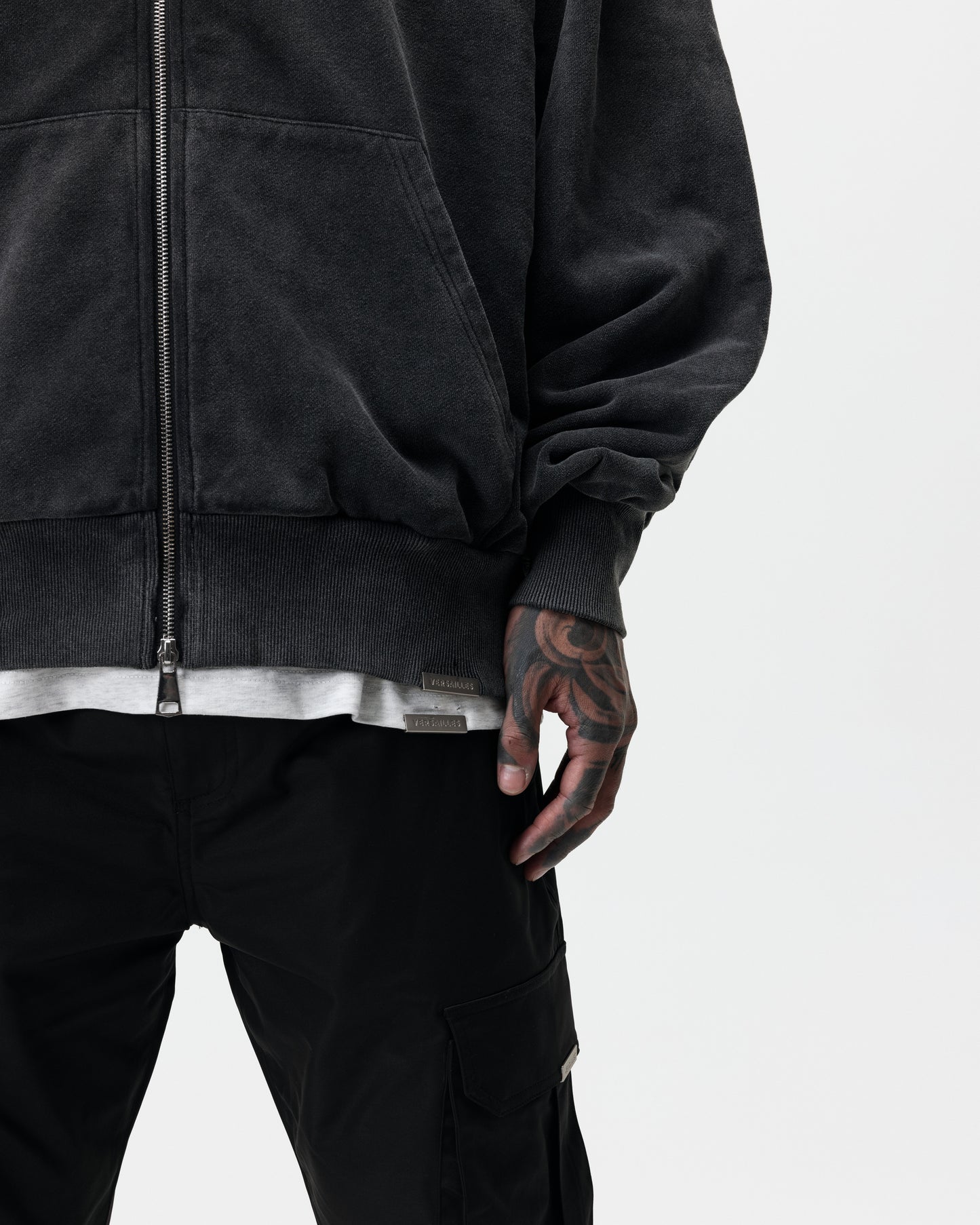 LUXURY ESSENTIALISM ZIP THROUGH HOODIE - VINTAGE WASHED GREY