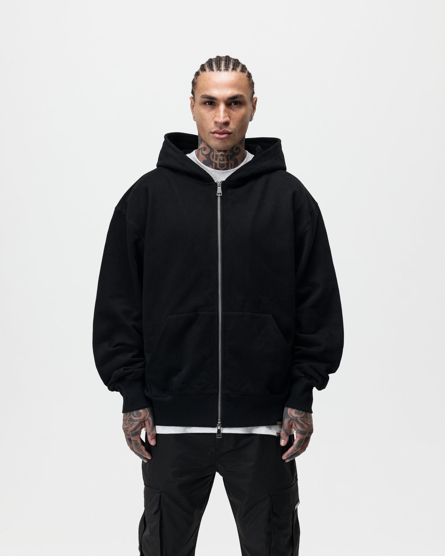 LUXURY ESSENTIALISM ZIP THROUGH HOODIE - SOLID BLACK