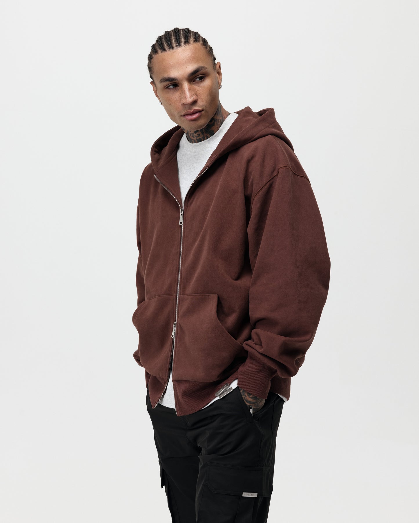 LUXURY ESSENTIALISM ZIP THROUGH HOODIE - VINTAGE WASHED CHOCOLATE