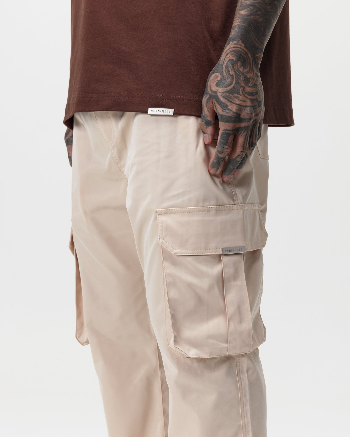 LUXURY ESSENTIALISM CARGOS - PEARLESCENT BEIGE