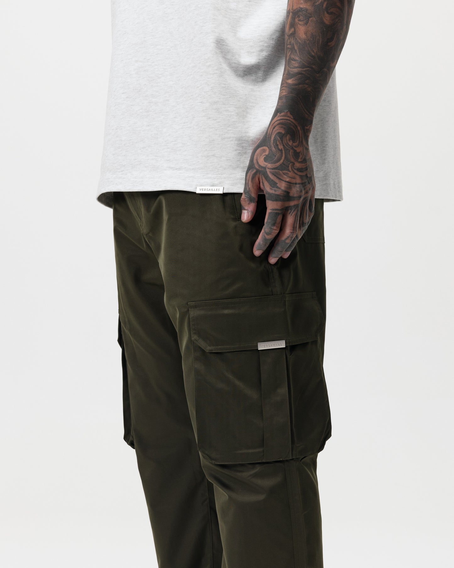 LUXURY ESSENTIALISM CARGOS - BRUSHED KHAKI