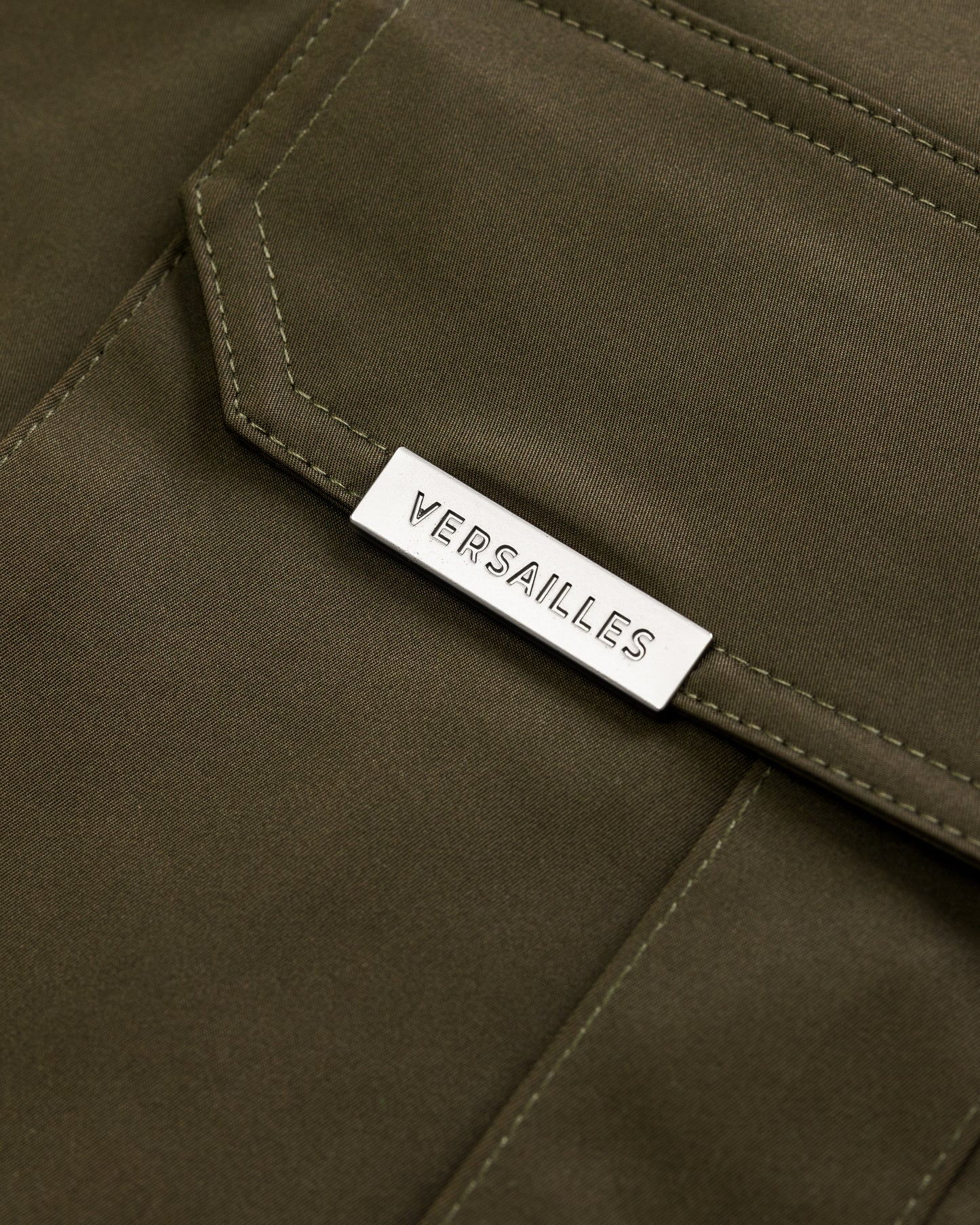LUXURY ESSENTIALISM CARGOS - BRUSHED KHAKI