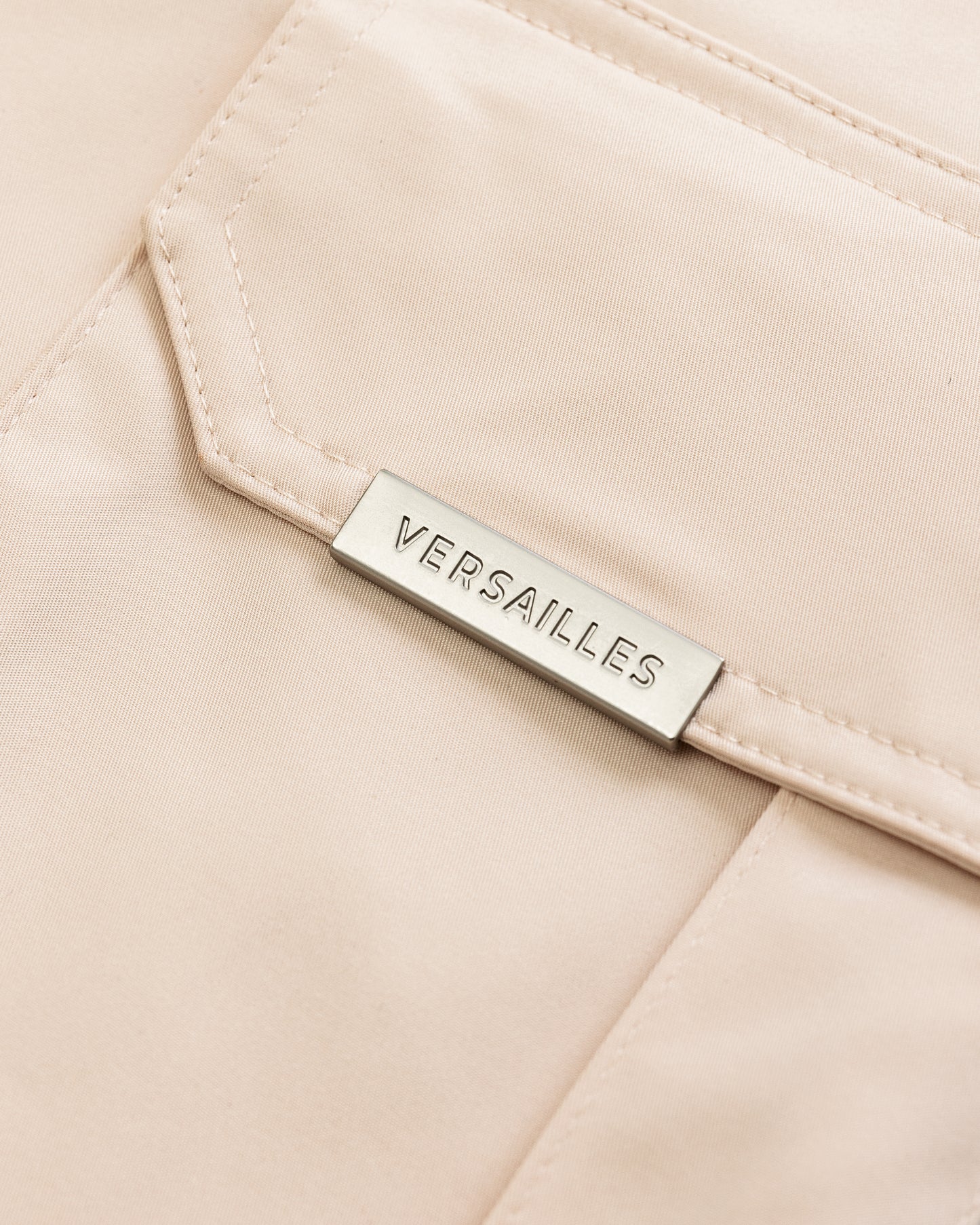 LUXURY ESSENTIALISM CARGOS - PEARLESCENT BEIGE