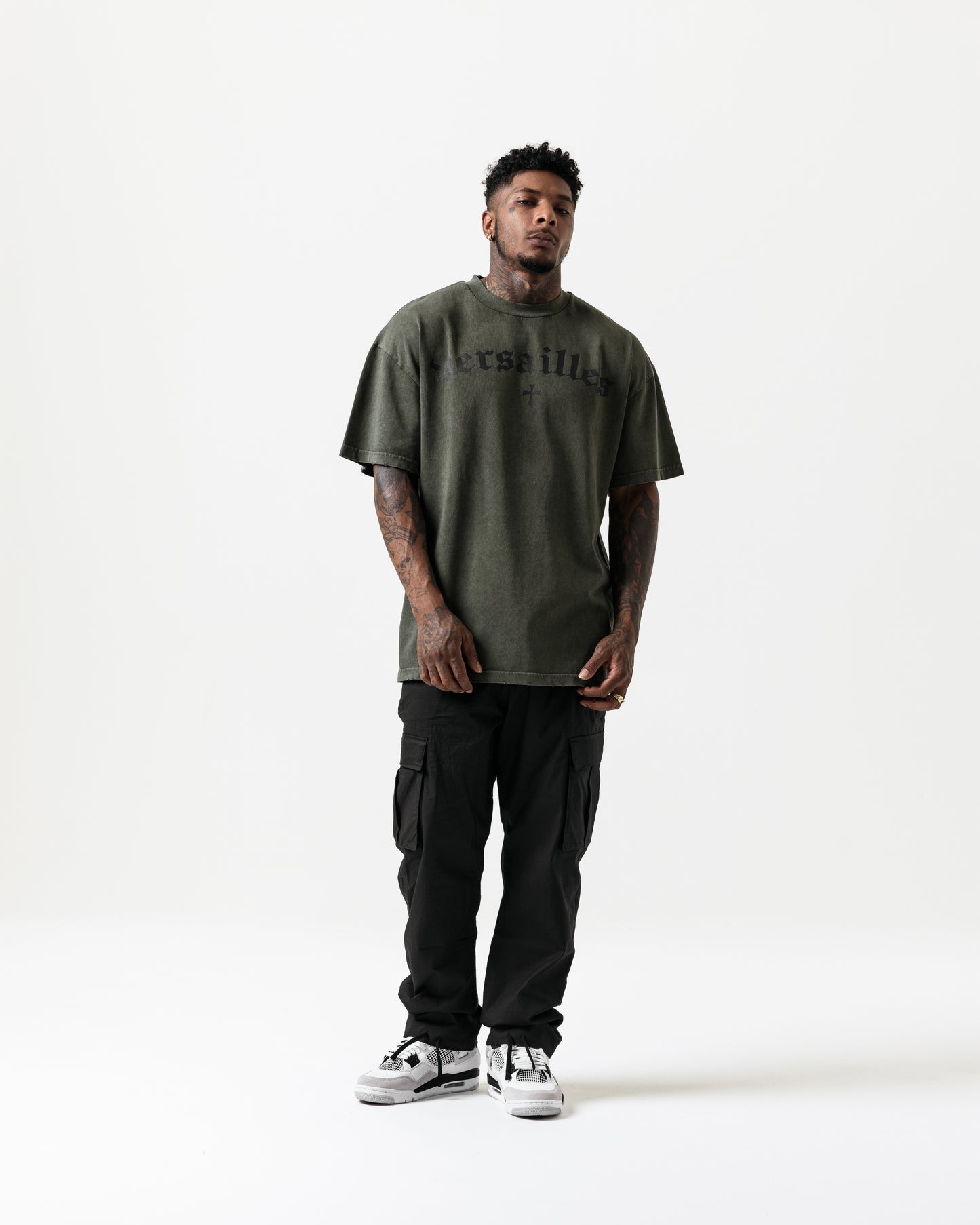 VERSAILLES GOTHIC PRINT TEE - DISTRESSED KHAKI