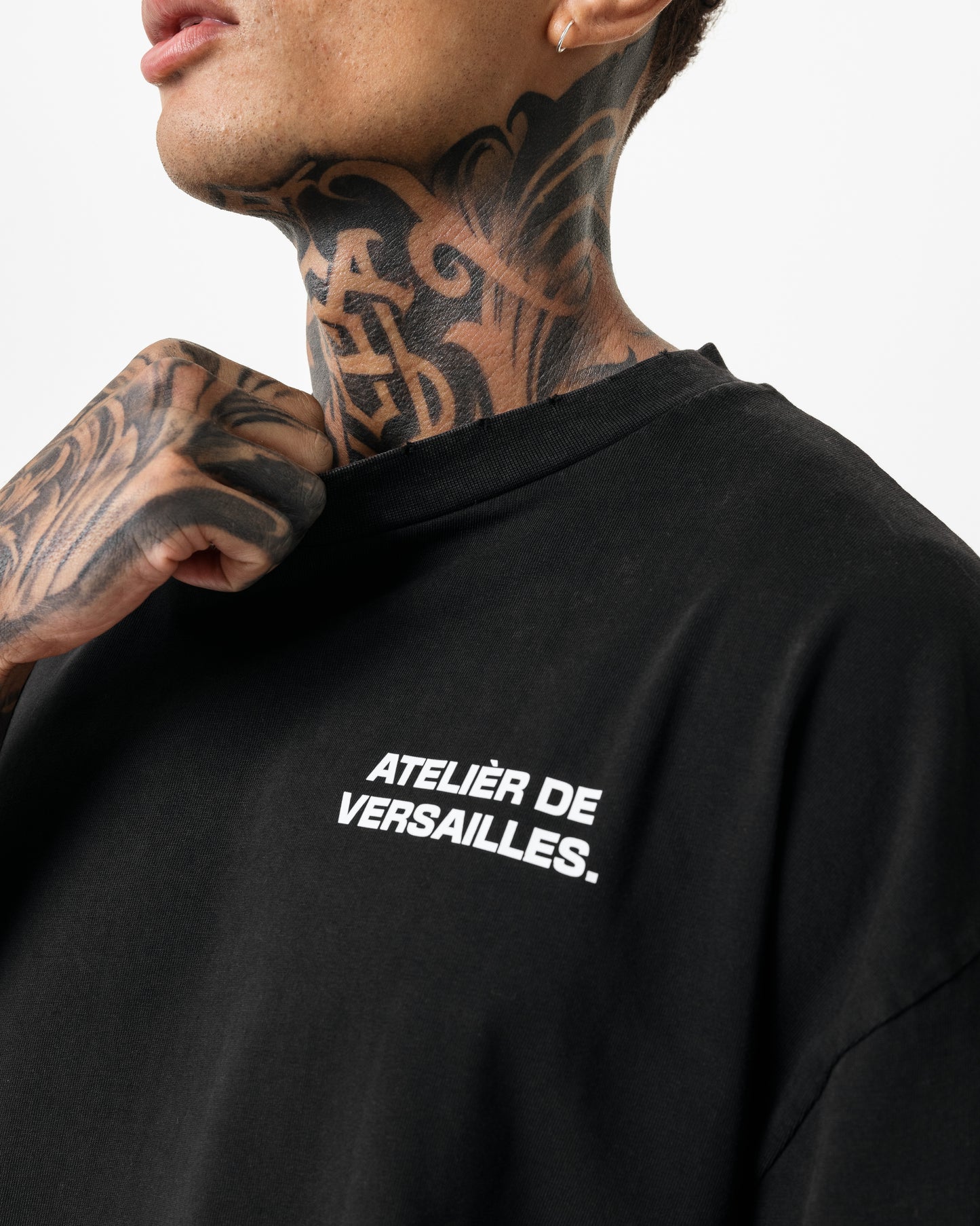 ATELIÉR DE VERSAILLES TEE - SOLID WHITE