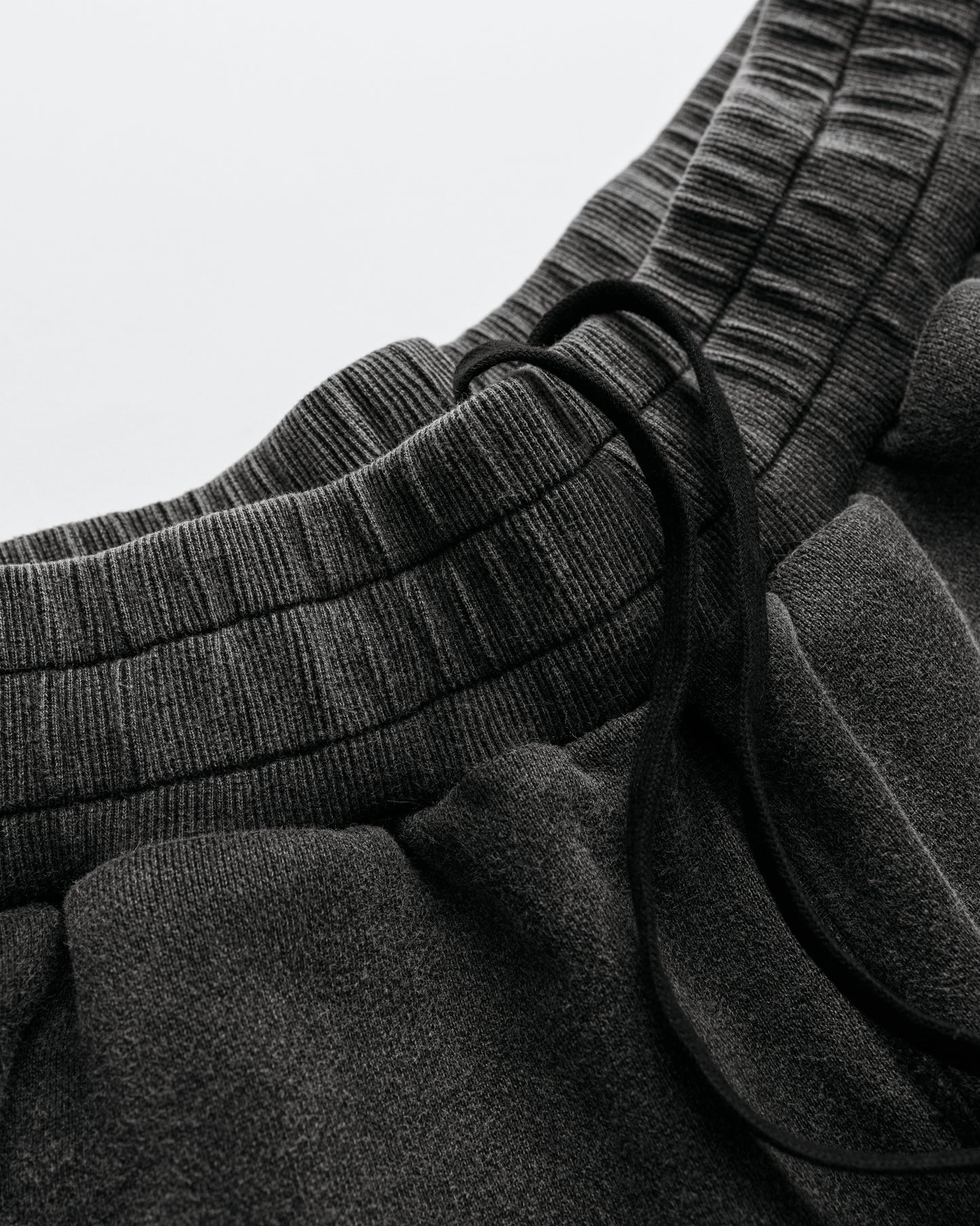 LUXURY ESSENTIALISM SWEATPANTS - VINTAGE WASHED GREY