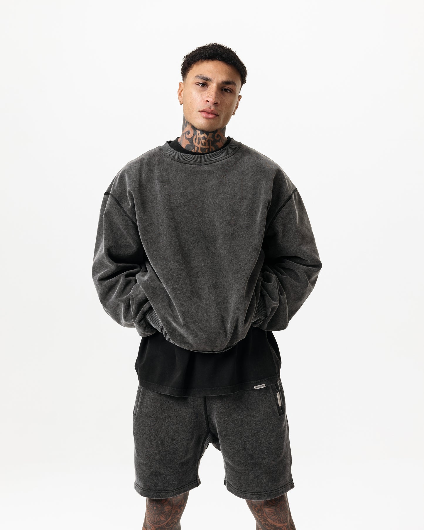 LUXURY ESSENTIALISM SHORTS - VINTAGE WASHED GREY