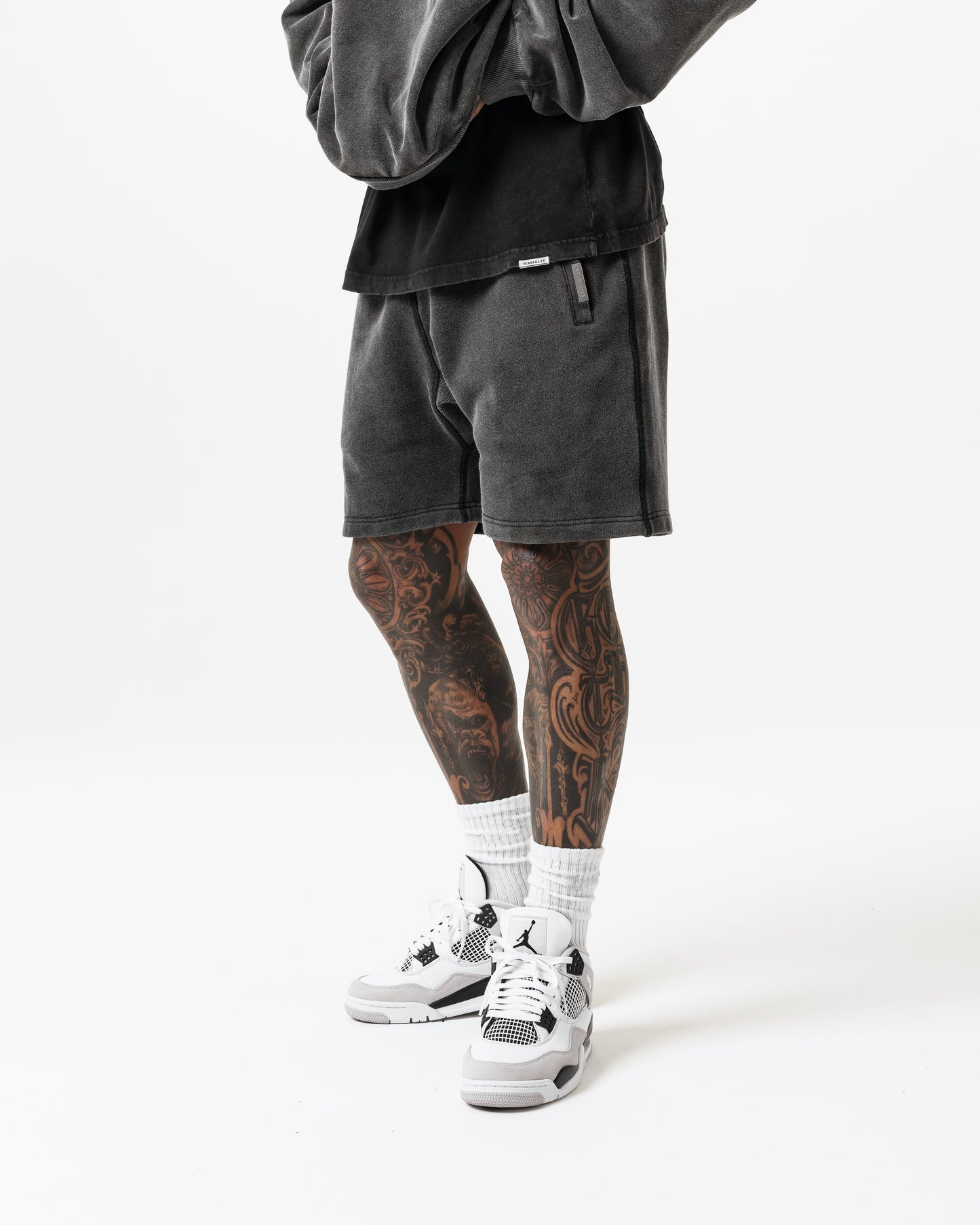 LUXURY ESSENTIALISM SHORTS - VINTAGE WASHED GREY
