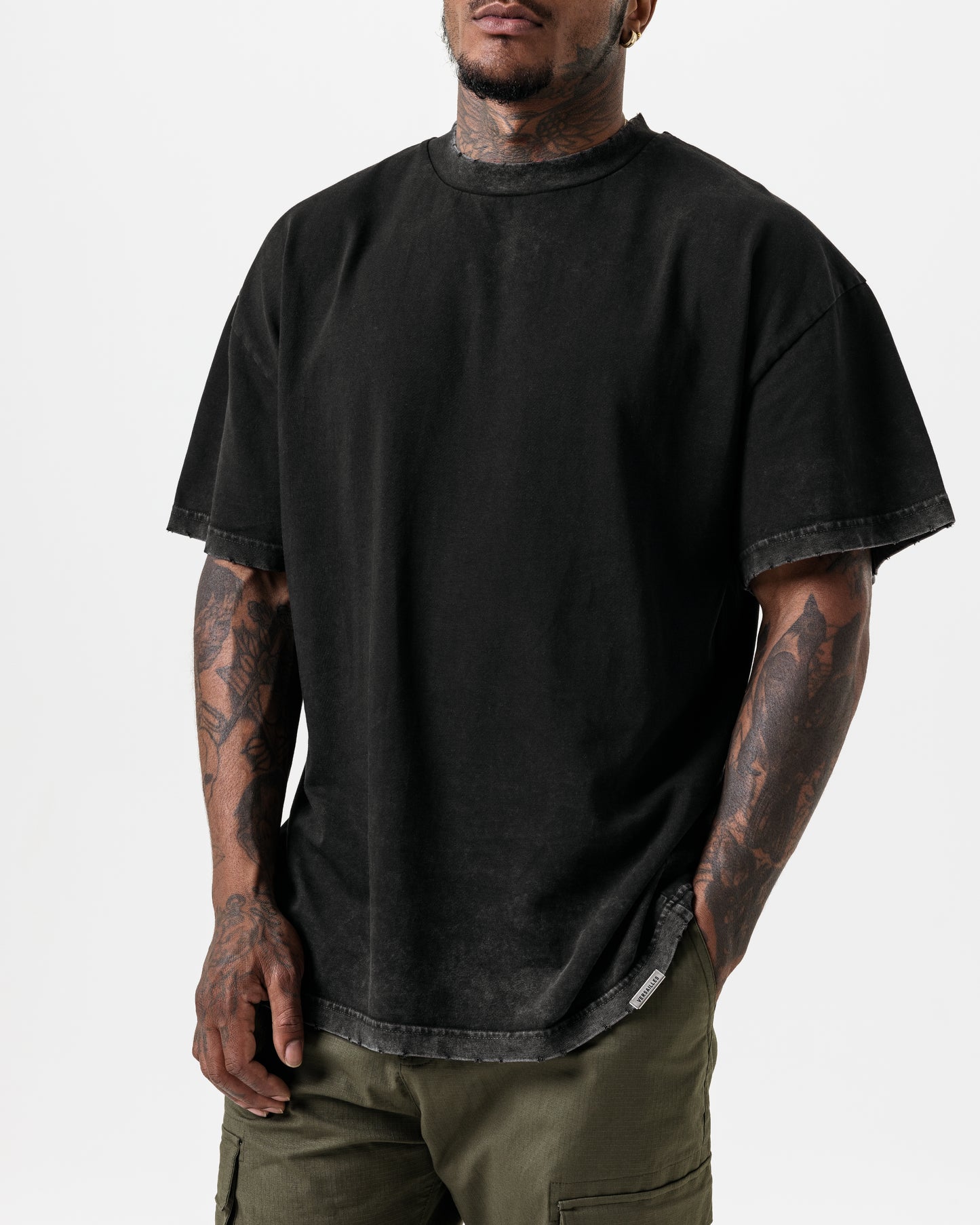 LUXURY ESSENTIALISM BLANKS - DISTRESSED/WASHED BLACK