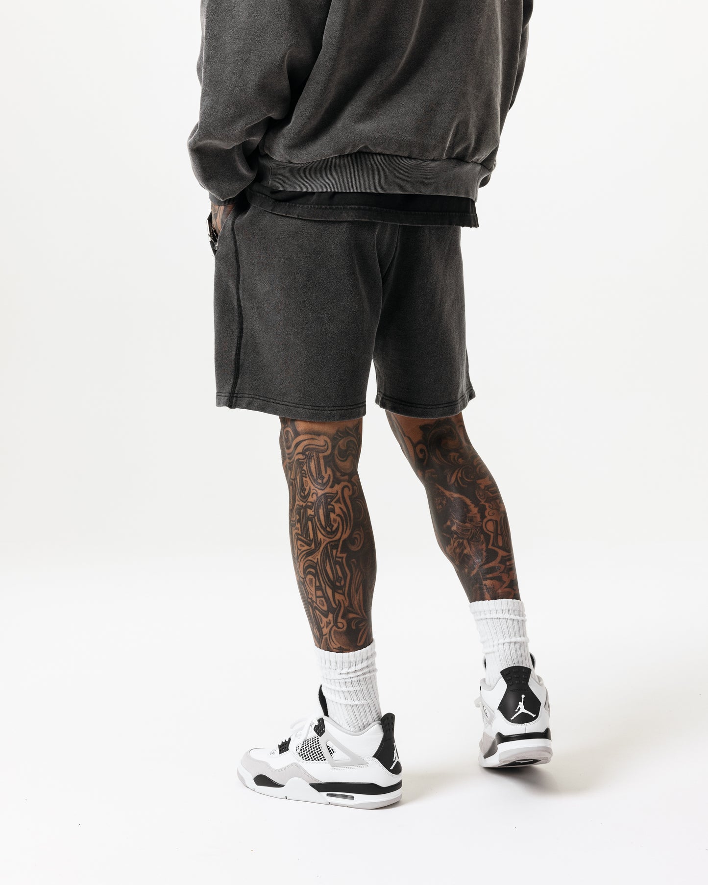 LUXURY ESSENTIALISM SHORTS - VINTAGE WASHED GREY