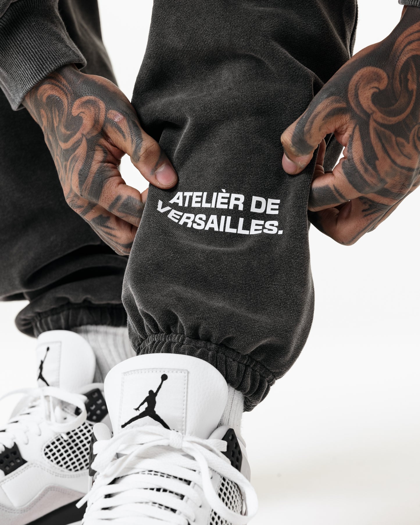 ATELIÉR DE VERSAILLES SWEATPANTS - VINTAGE WASHED GREY