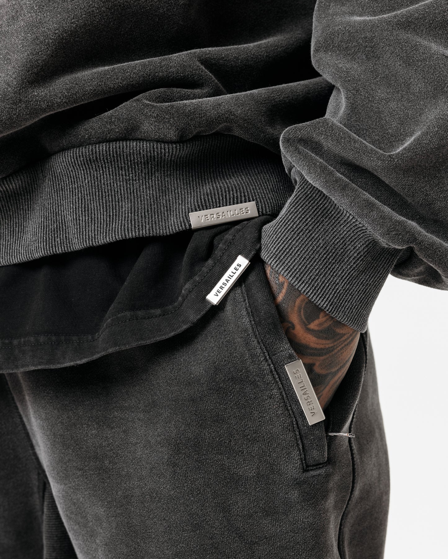 ALL'S FAIR IN LOVE AND WAR HOODIE - WASHED GREY/PINK