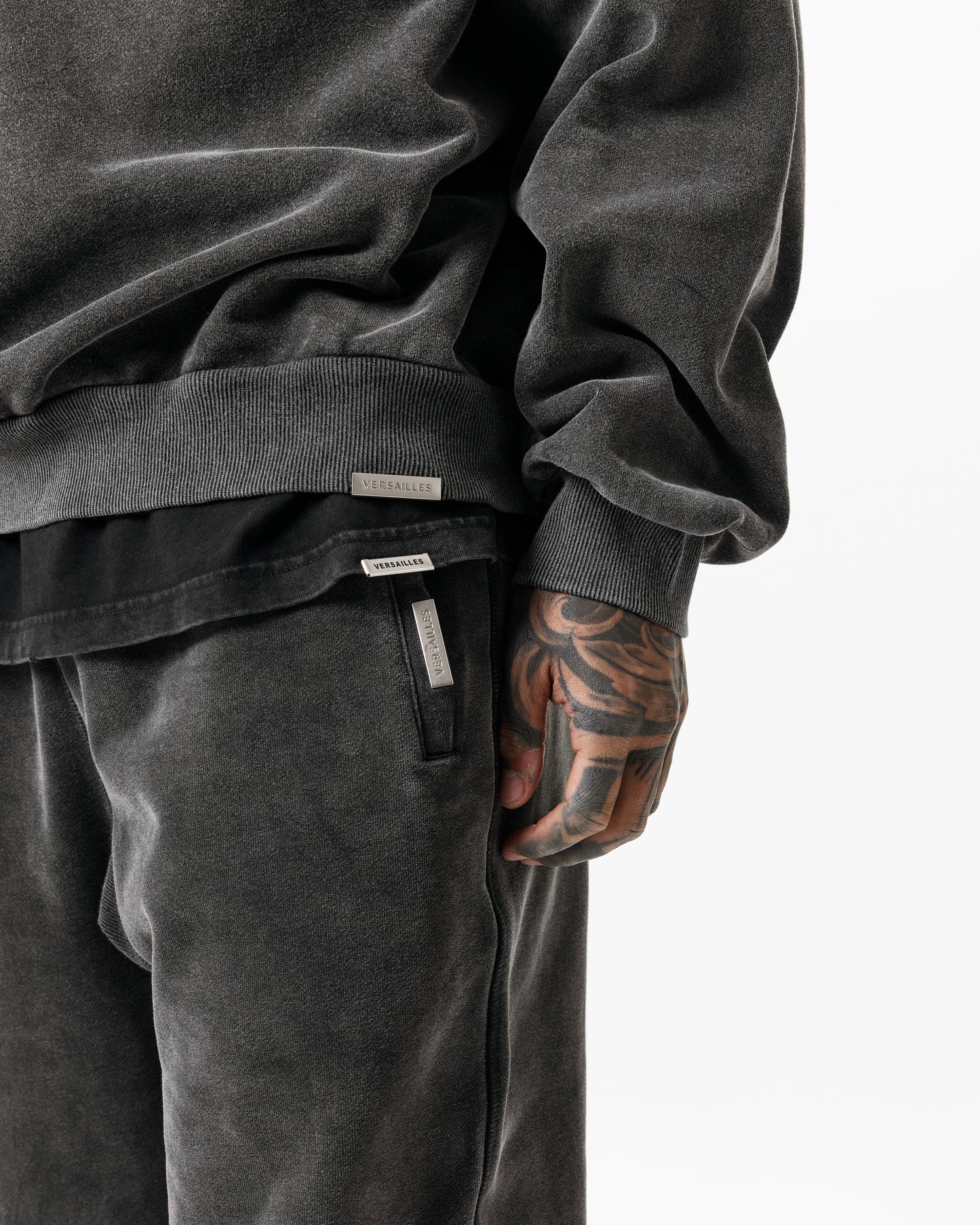 LUXURY ESSENTIALISM SWEATPANTS - VINTAGE WASHED GREY