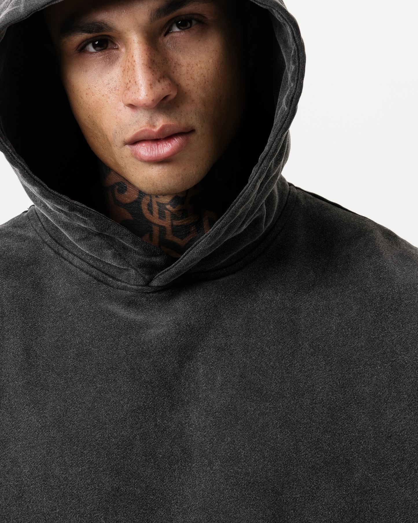 LUXURY ESSENTIALISM HOODIE - VINTAGE WASHED GREY