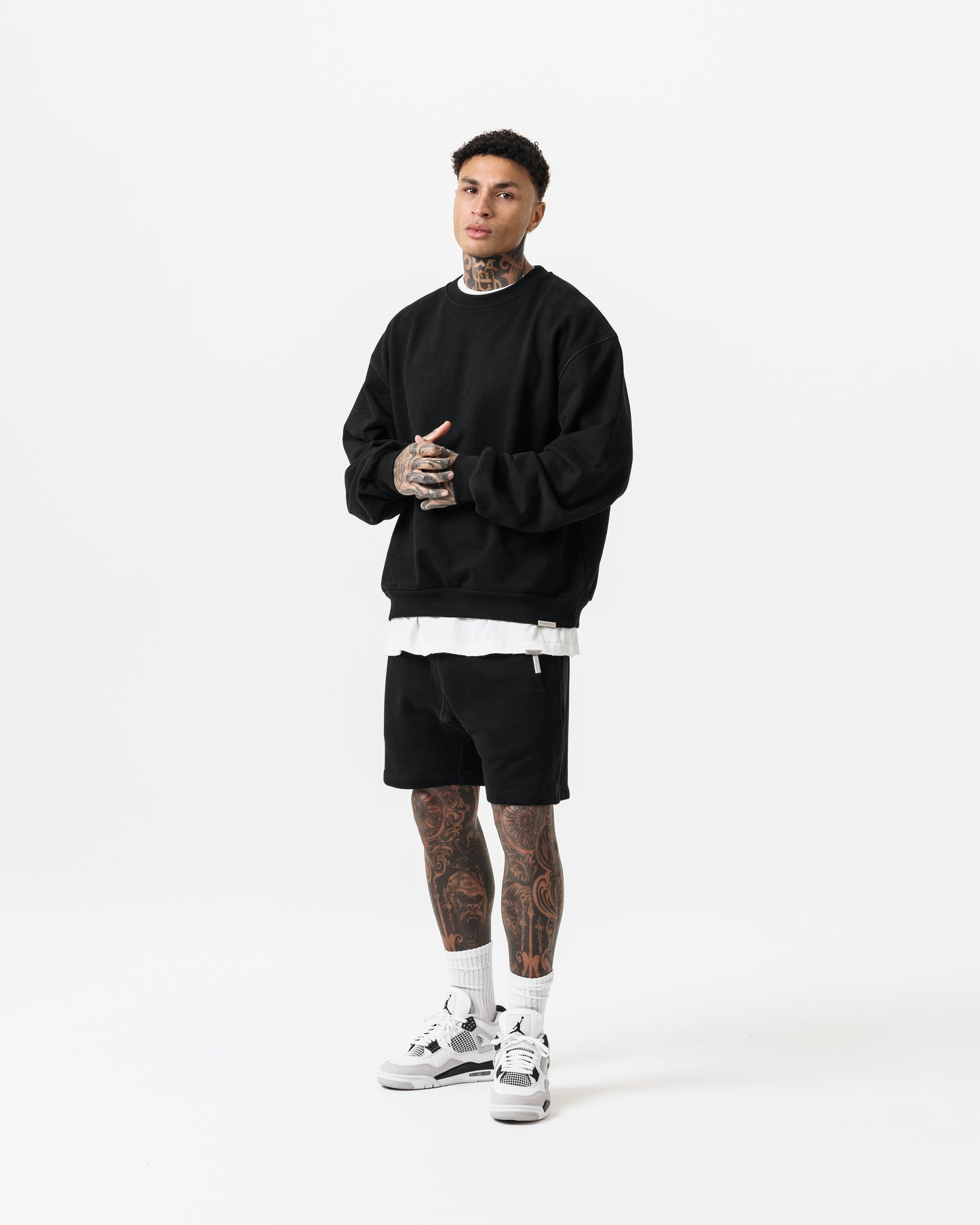 LUXURY ESSENTIALISM SWEATSHIRT - SOLID BLACK