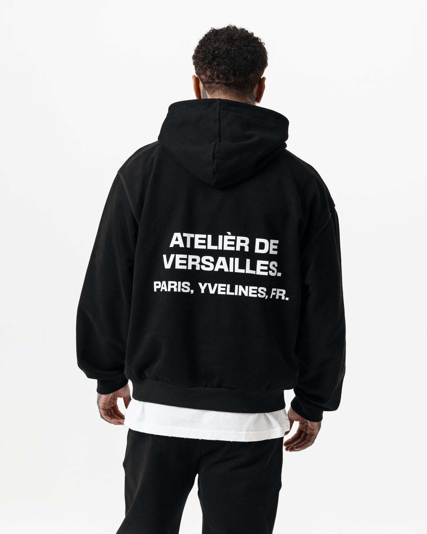 ATELIÉR DE VERSAILLES HOODIE - SOLID BLACK