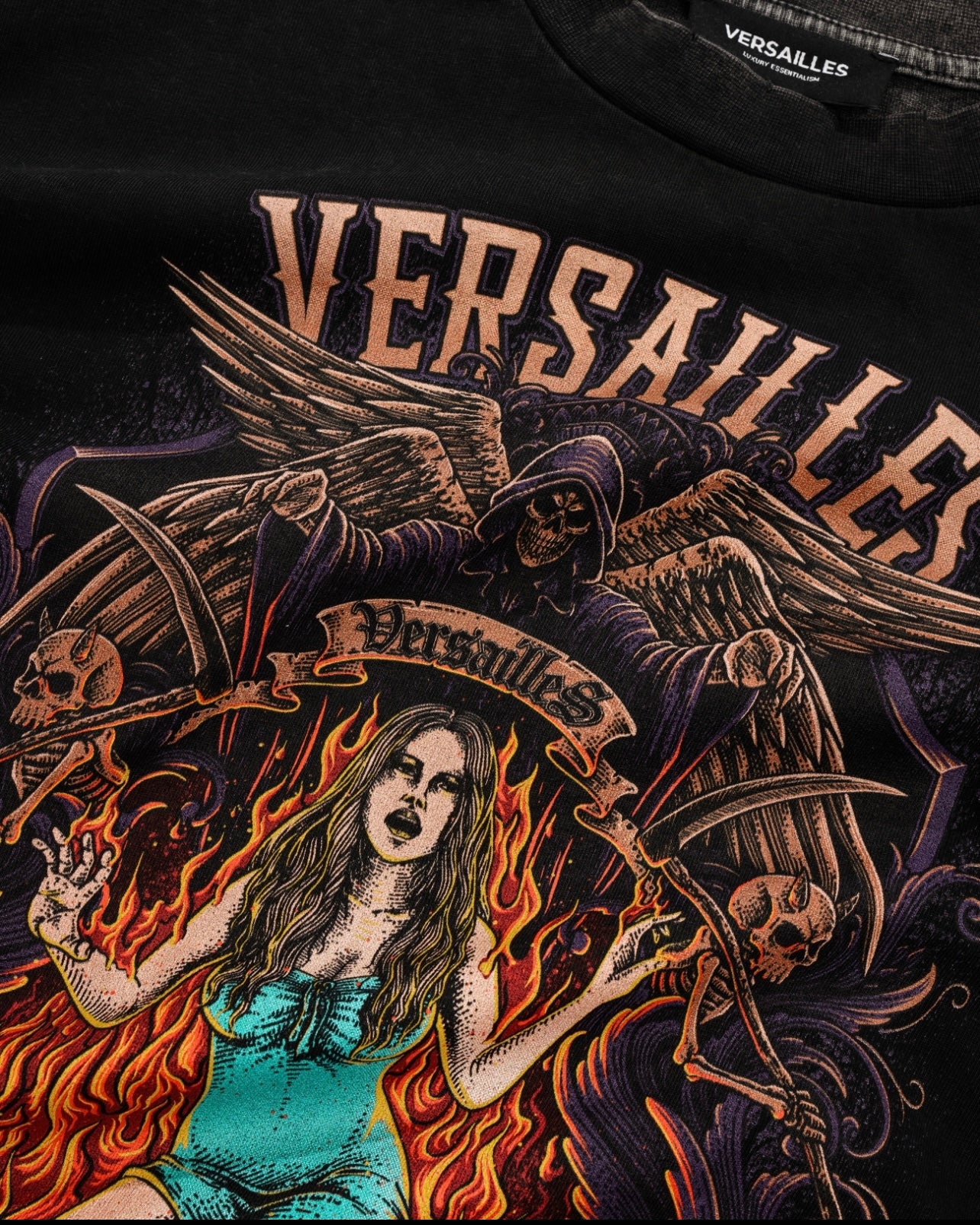 HELL HATH NO FURY TEE - DISTRESSED/WASHED BLACK