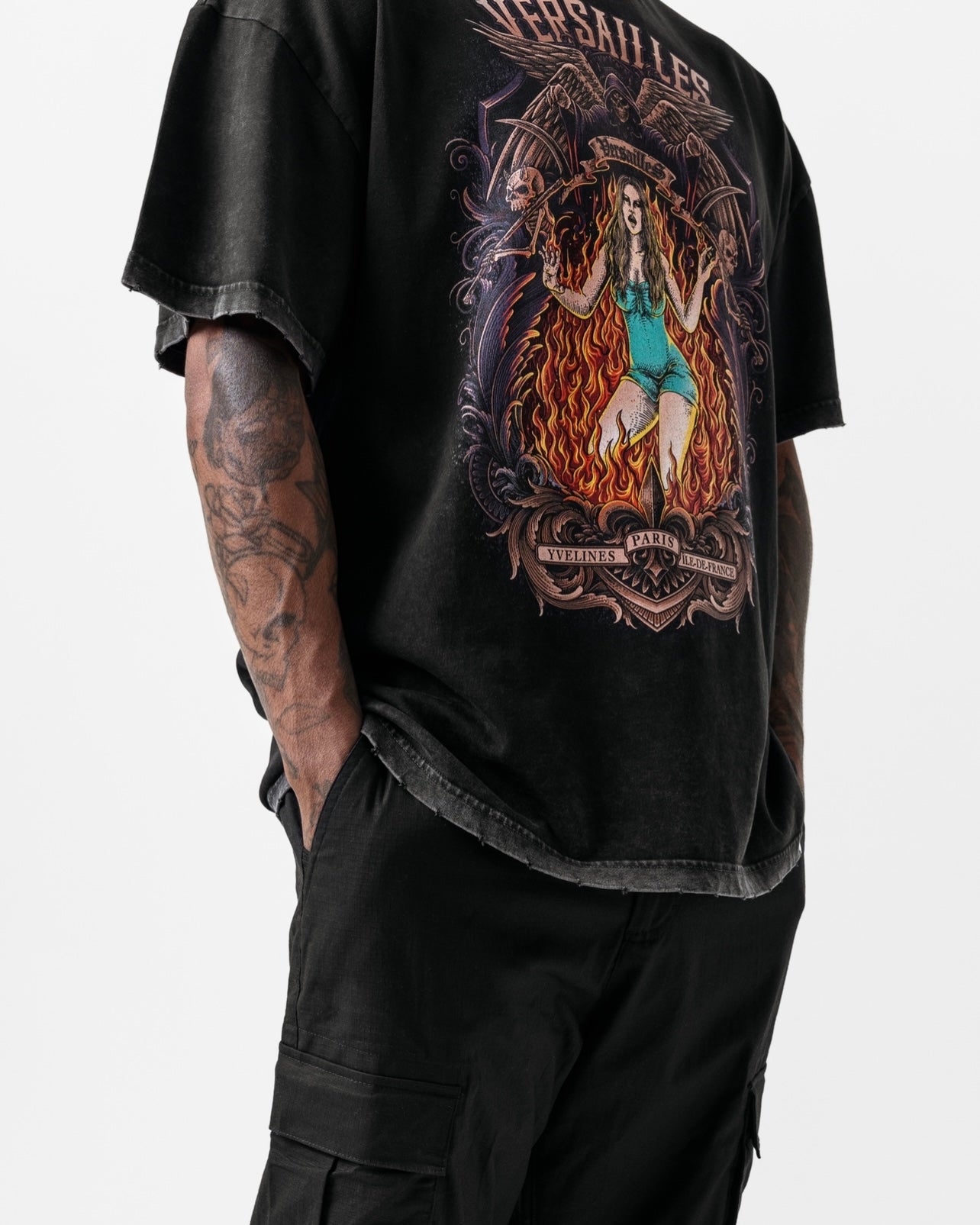 HELL HATH NO FURY TEE - DISTRESSED/WASHED BLACK
